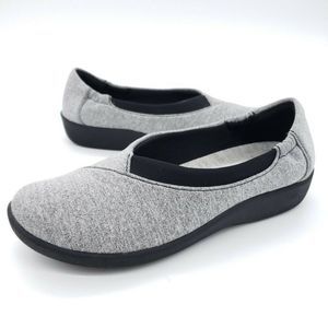 Clarks Cloudsteppers Womens Comfort Shoes 8 Grey Slip On Casual Loafers Cushion